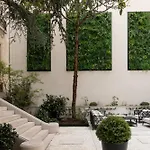 HIGHSTAY - Luxury Serviced Villa - Poincaré