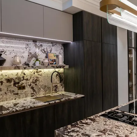 Highstay - Luxury Serviced - Poincaré