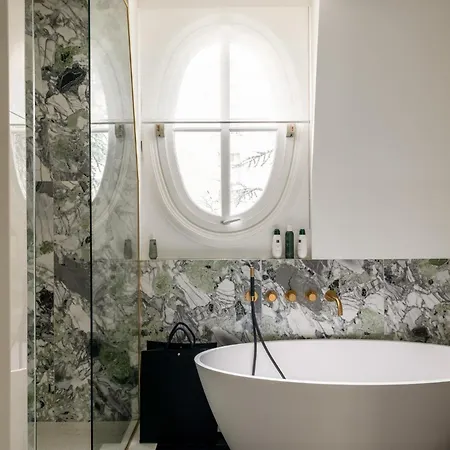 Highstay - Luxury Serviced - Poincaré Villa *